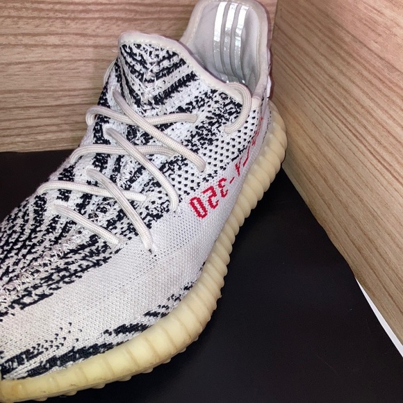 Yeezy v2 zebras - Picture 4 of 6